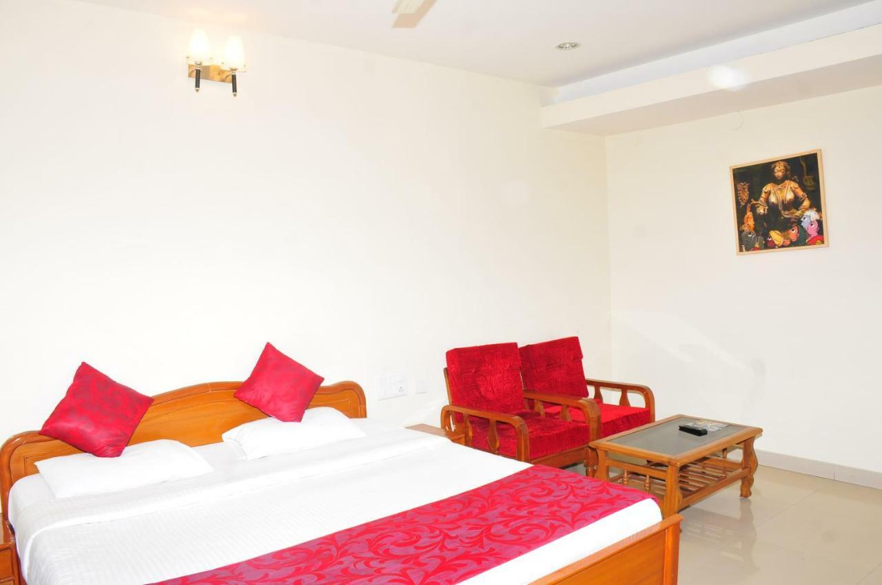 Kstdc Hotel Mayura Velapuri Belur Εξωτερικό φωτογραφία